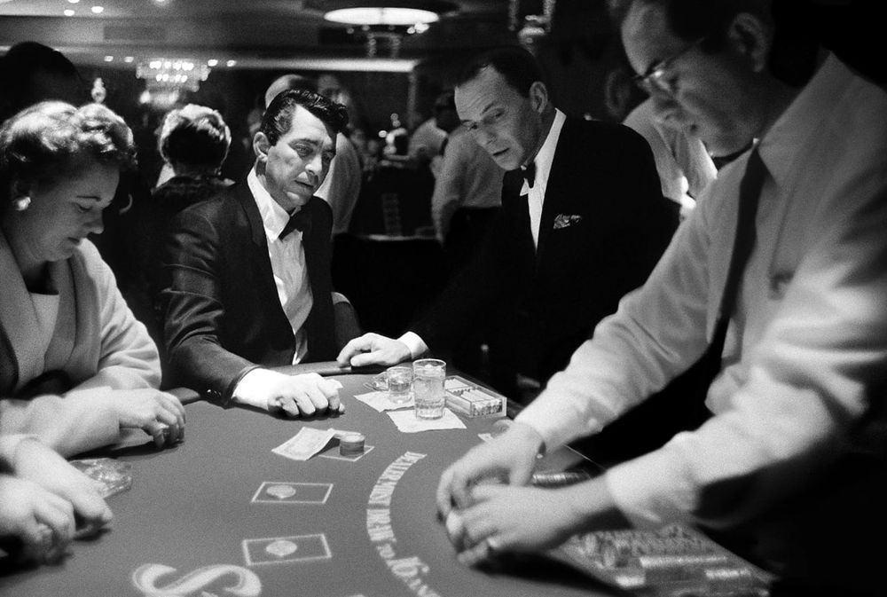 HHpoker客服电话